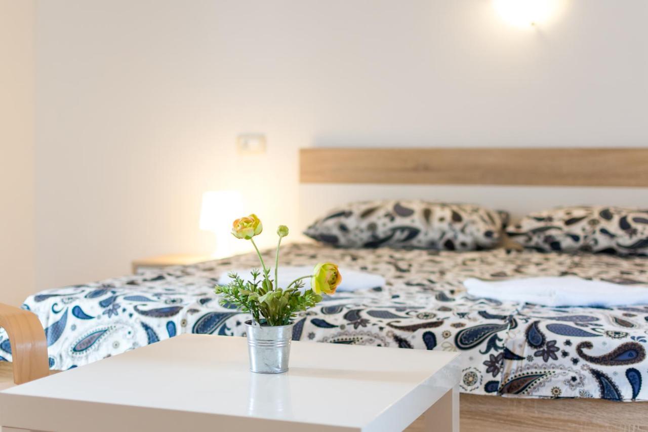 Holiday Home Olga With Pool &Pet Friendly Pula Exteriér fotografie